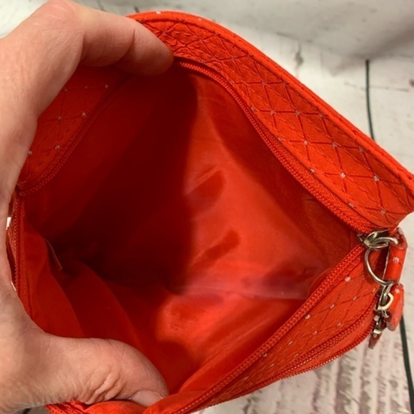 Cosmetic Bag 3 Zippered Pockets - Picture 6 of 7